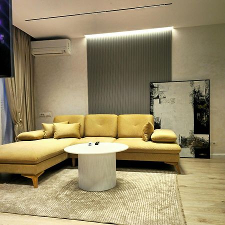 Center Apartment Easy_Luxury Tiran Dış mekan fotoğraf