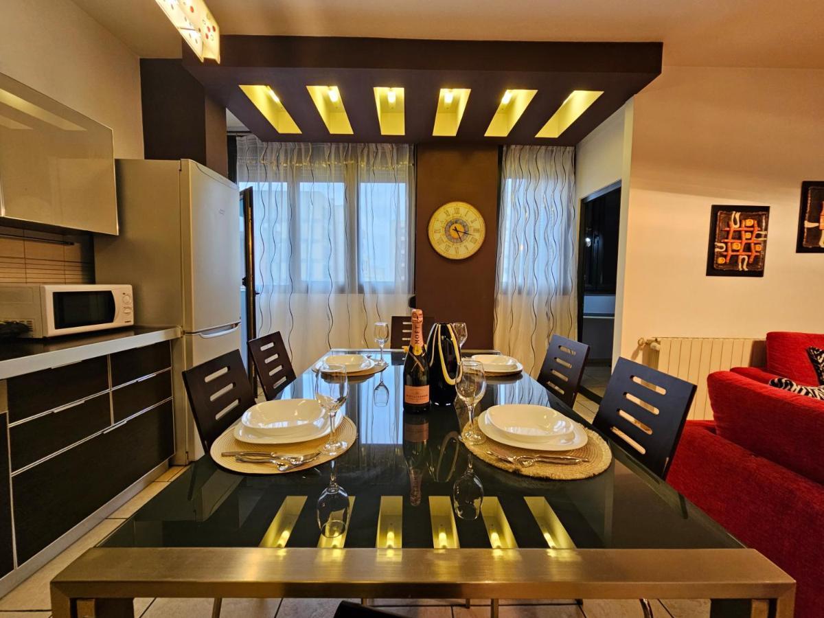 Center Apartment Easy_Luxury Tiran Dış mekan fotoğraf