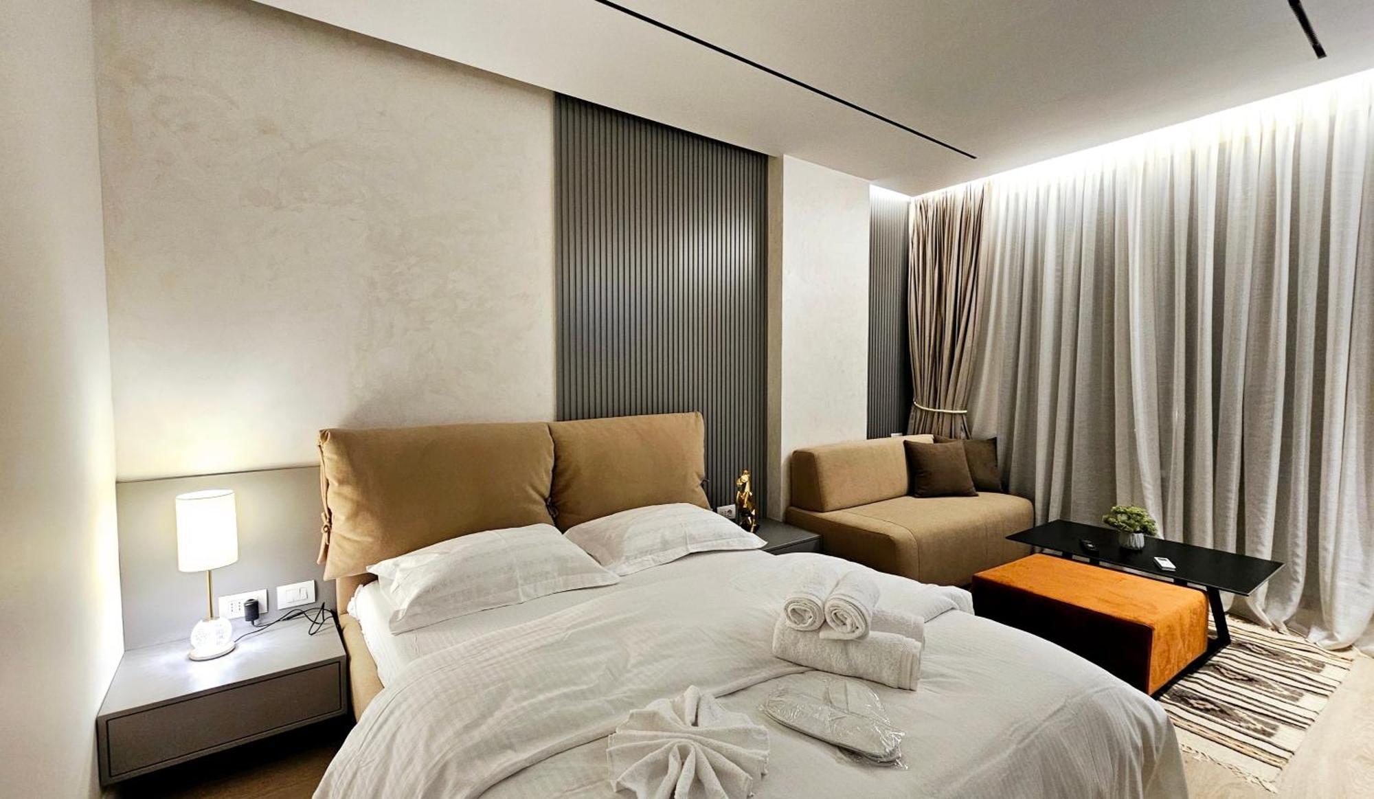 Center Apartment Easy_Luxury Tiran Dış mekan fotoğraf