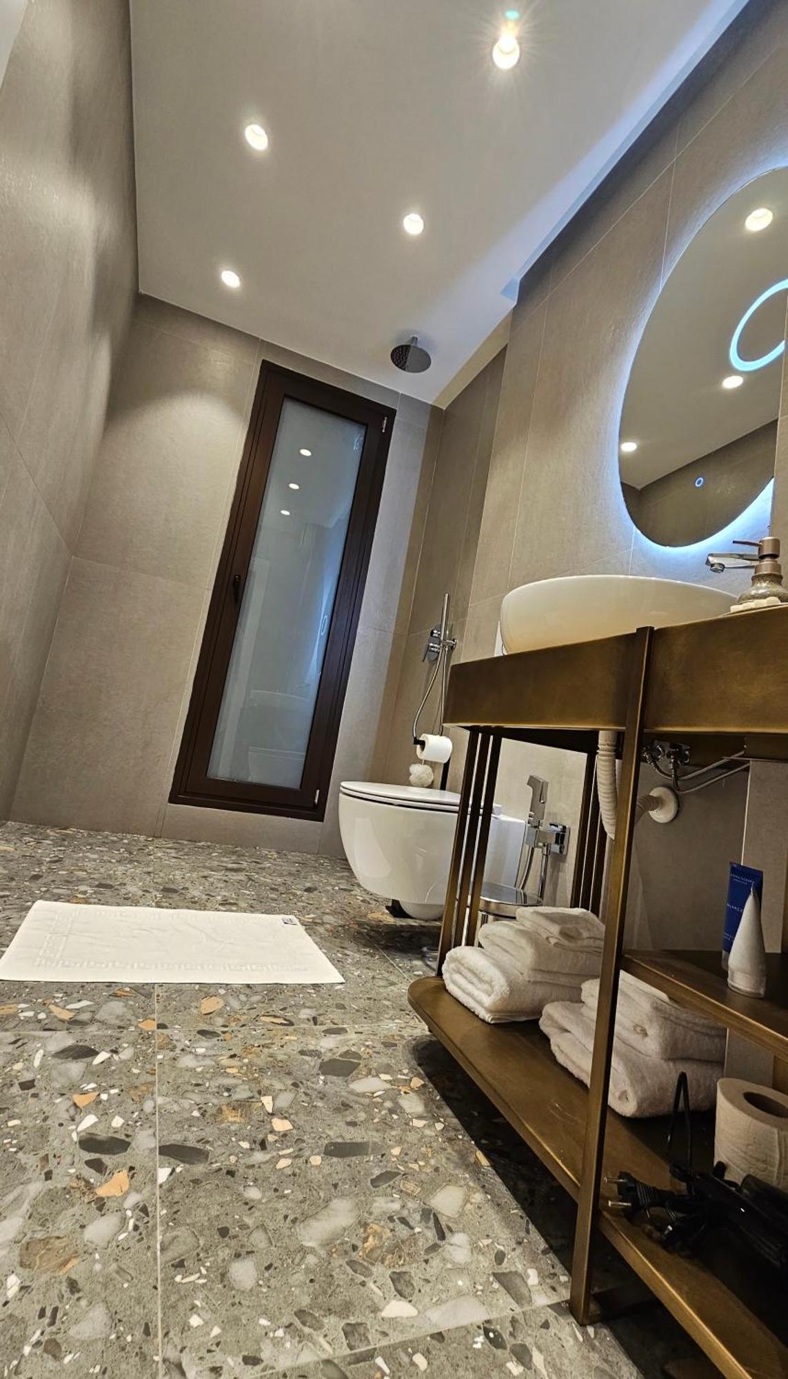 Center Apartment Easy_Luxury Tiran Dış mekan fotoğraf