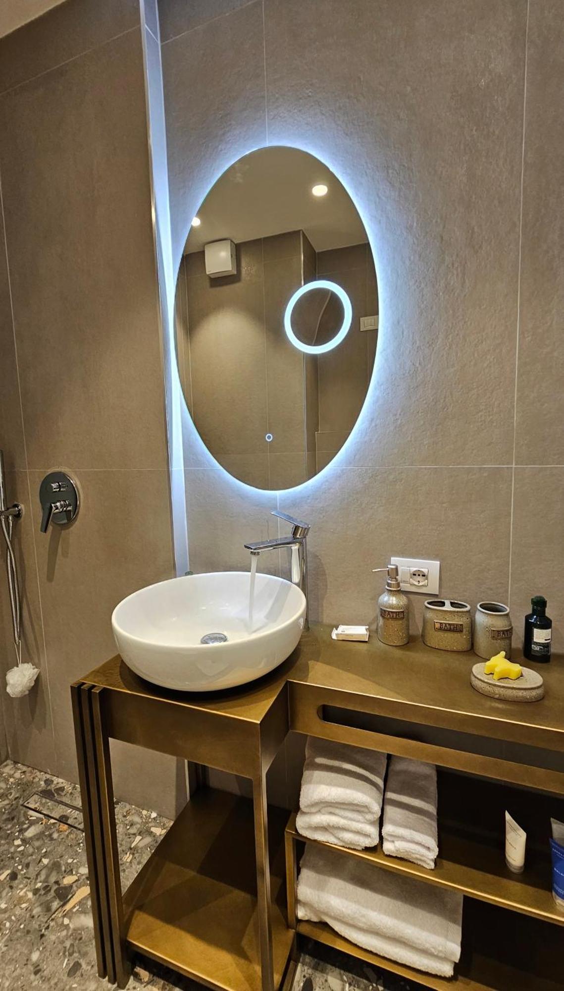 Center Apartment Easy_Luxury Tiran Dış mekan fotoğraf