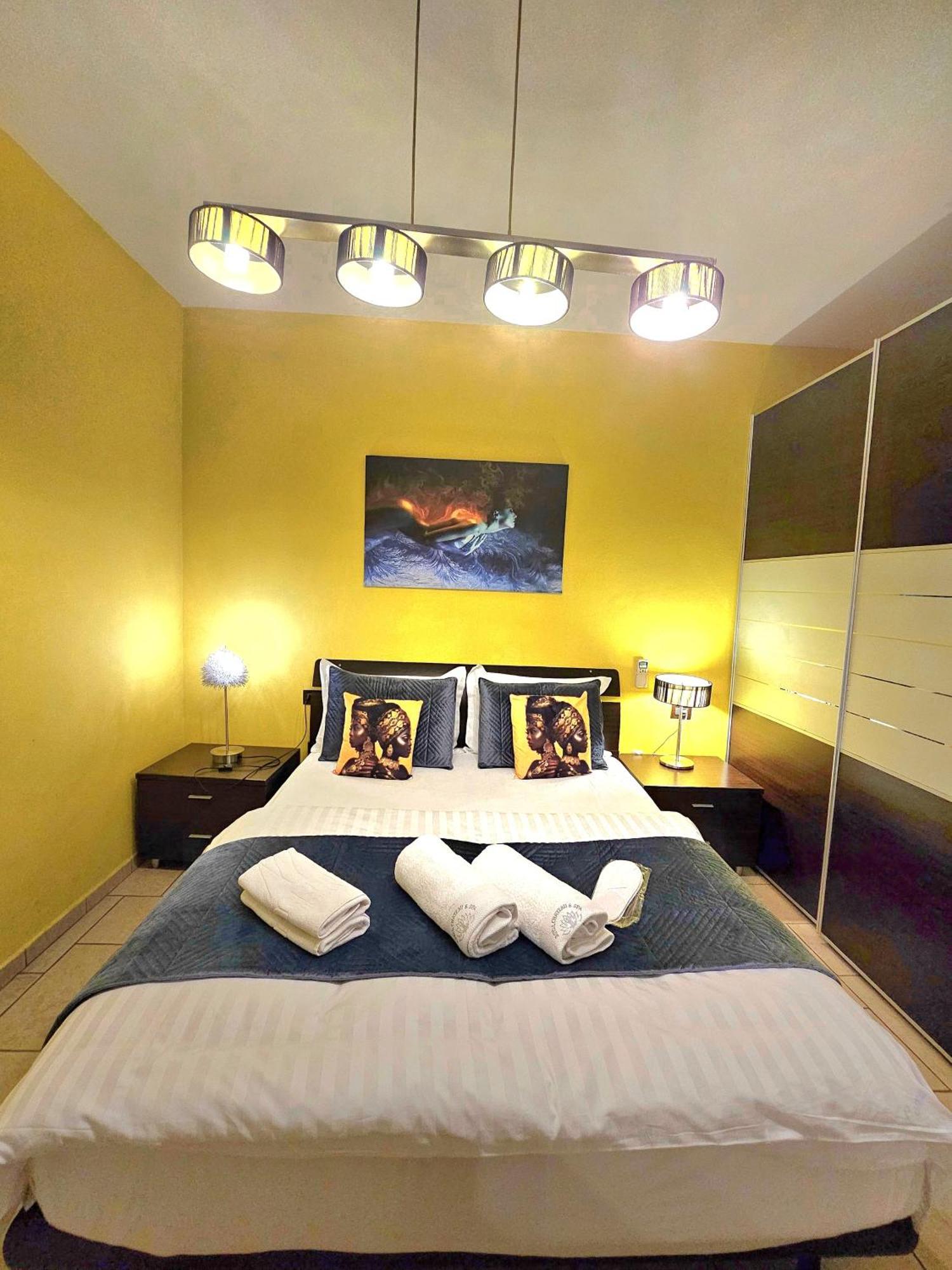 Center Apartment Easy_Luxury Tiran Dış mekan fotoğraf