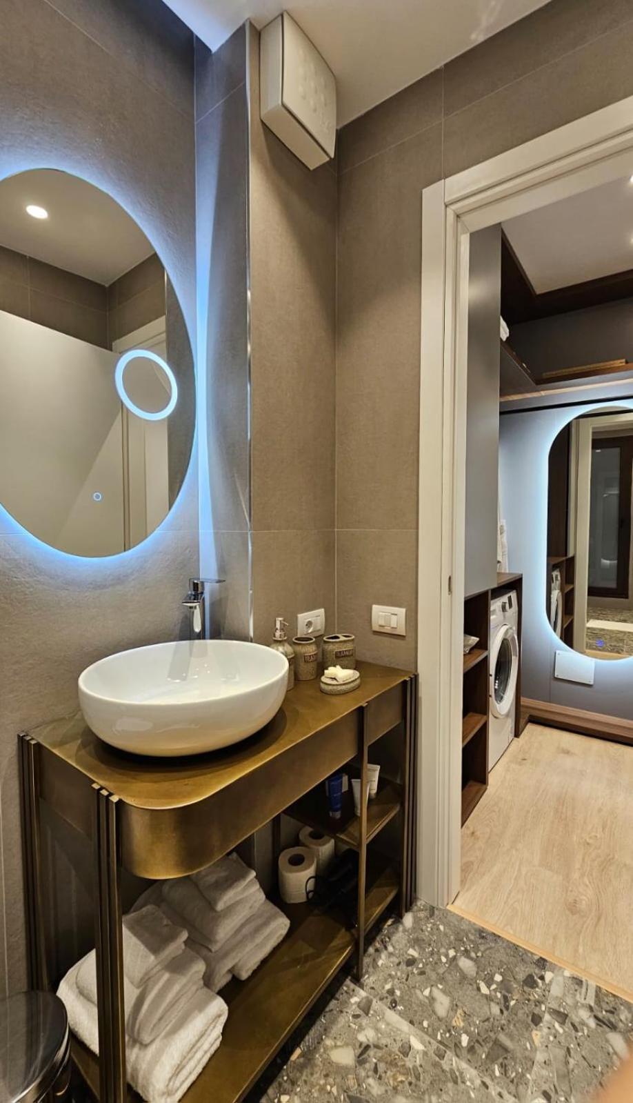 Center Apartment Easy_Luxury Tiran Dış mekan fotoğraf