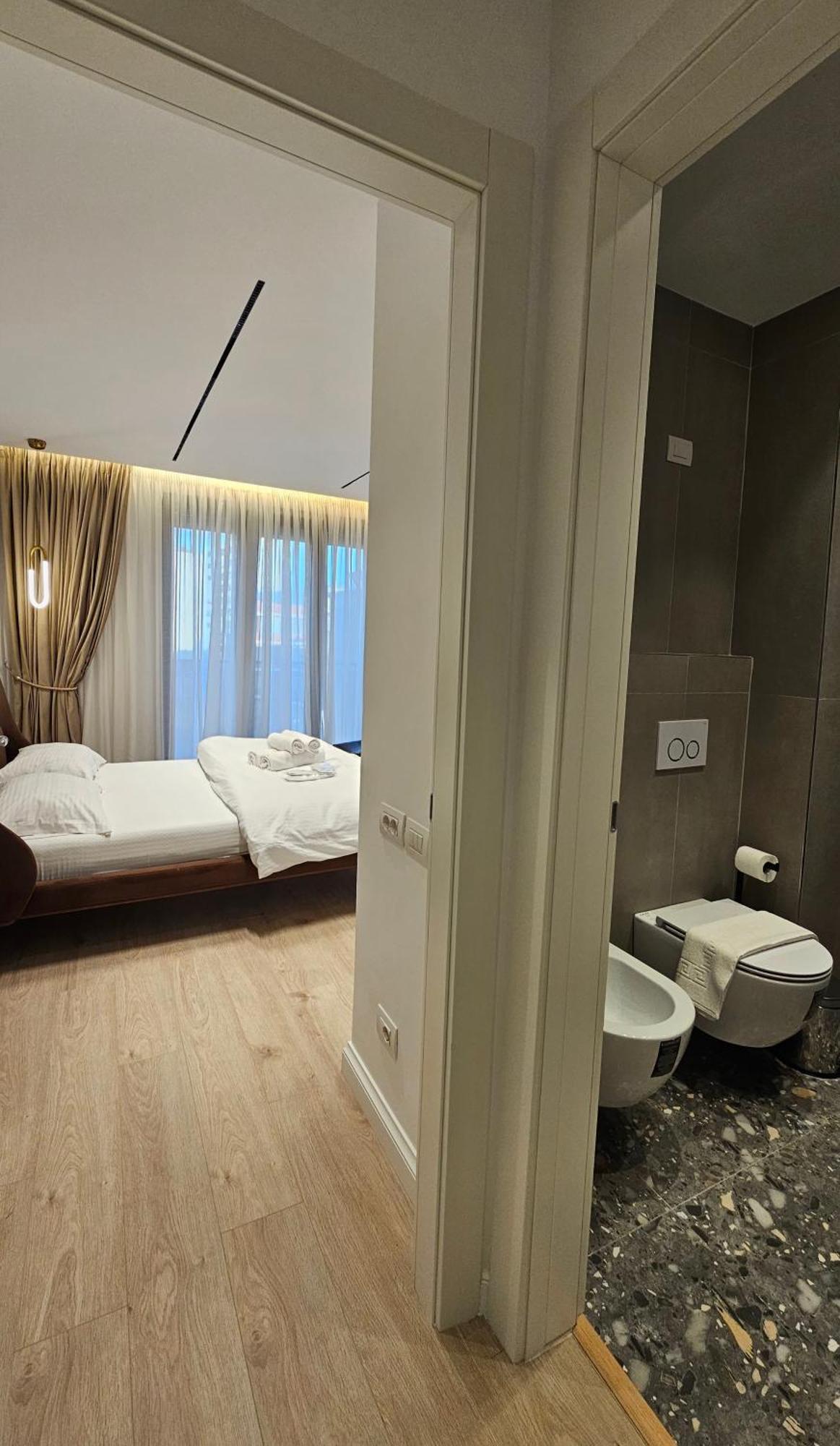 Center Apartment Easy_Luxury Tiran Dış mekan fotoğraf