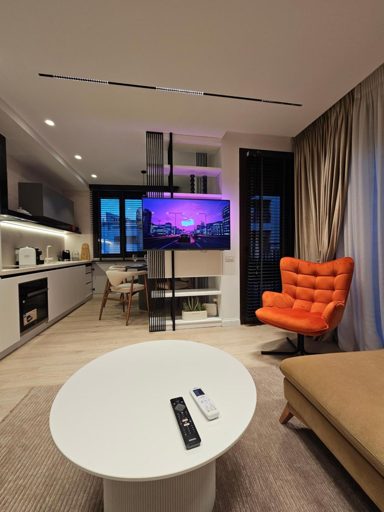 Center Apartment Easy_Luxury Tiran Dış mekan fotoğraf